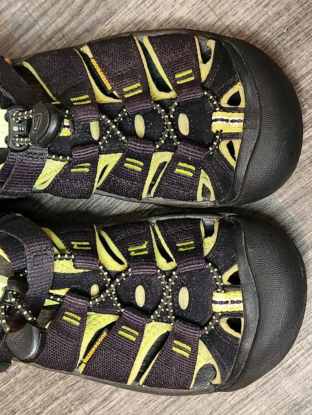 KEEN Kids' Black & Lime Sport Sandals Size 13